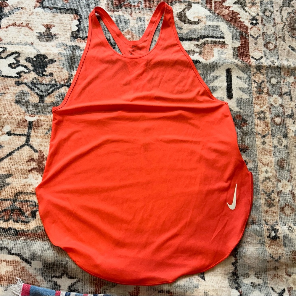 Nike City Sleek Tank Glow in Ember